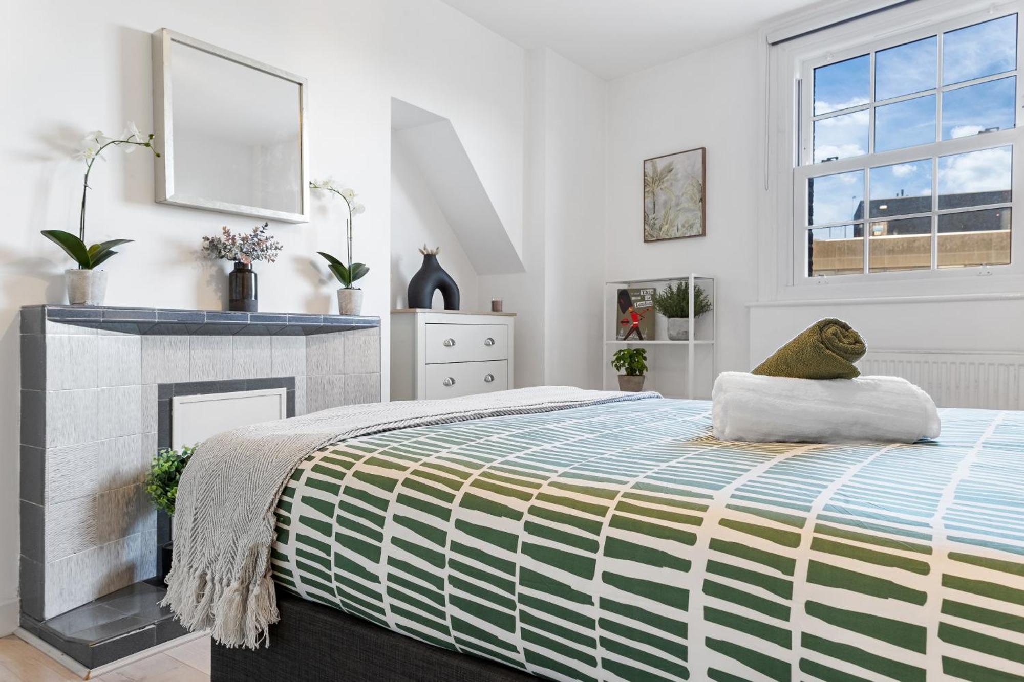 Four-bedroom Luxury Living - Westminster & Vauxhall * Londen