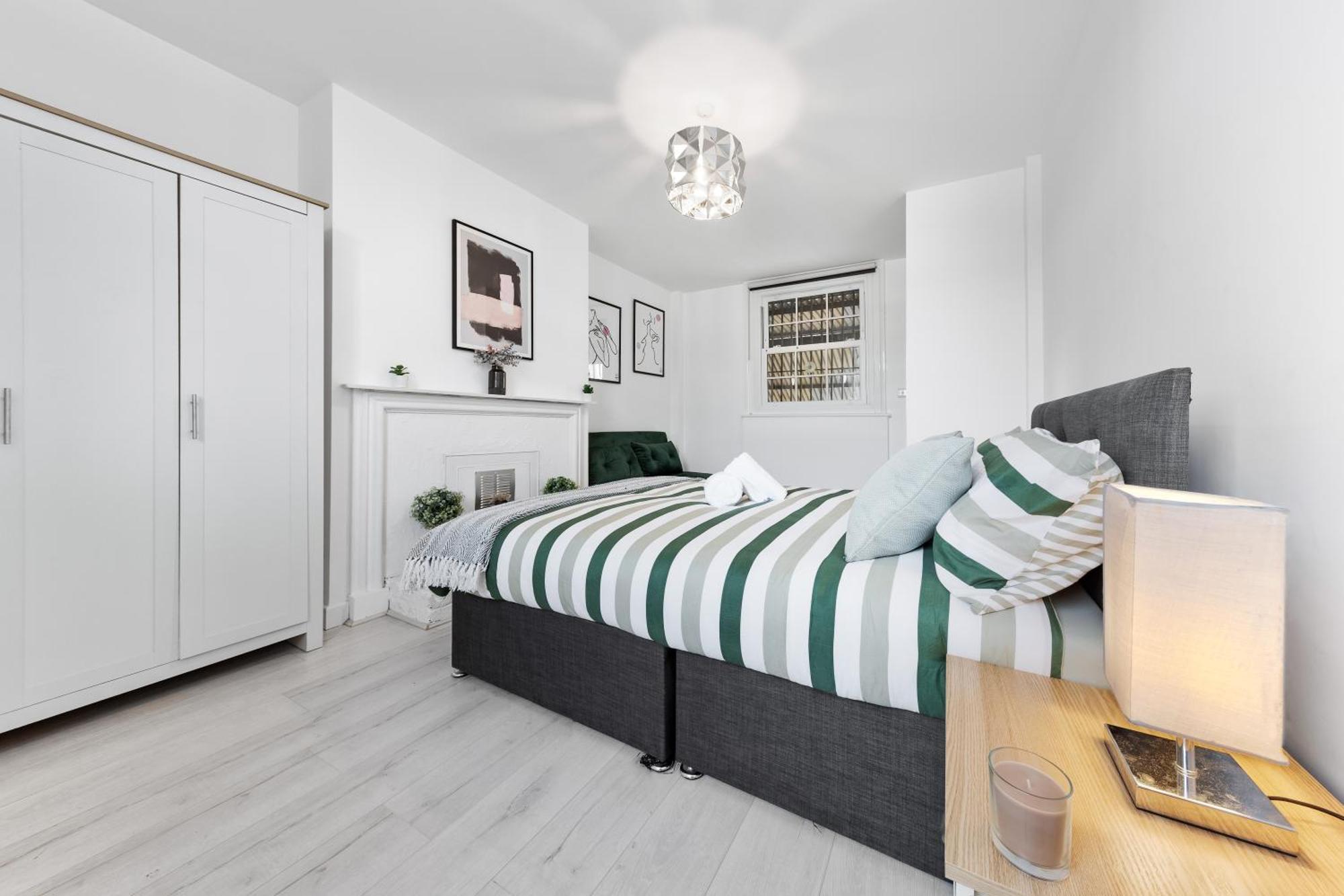 Four-bedroom Luxury Living - Westminster & Vauxhall Londen